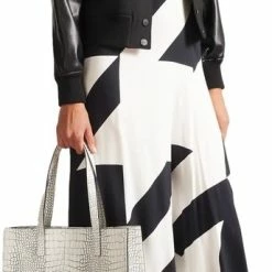 Korting ๐งจ Gloednieuw โค๏ธ Ted Baker Lavayda Dames Shopper - Wit - Maat Geen ๐ ๐คฉ 27 Korting ๐งจ Gloednieuw โค๏ธ Ted Baker Lavayda Dames Shopper - Wit - Maat Geen ๐ ๐คฉ -Tassen-dames Verkoop 344x840 1