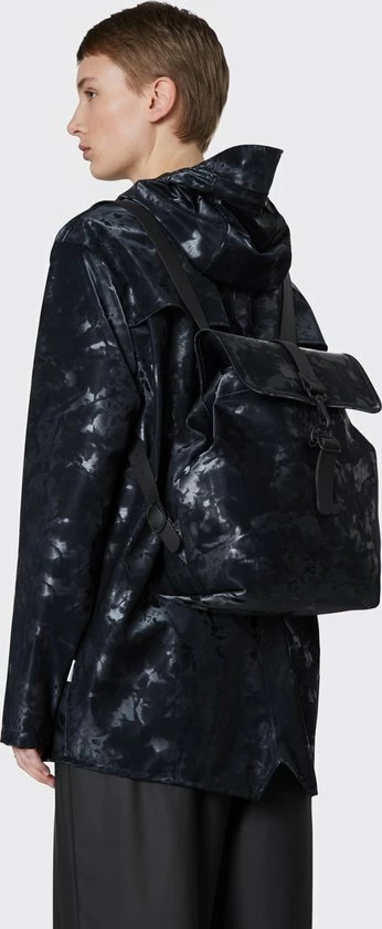 Goedkoopste π Beste Verkoop β¨ Rains Bucket Rugzak 13 Liter - Echoes π π 2 Goedkoopste π Beste Verkoop β¨ Rains Bucket Rugzak 13 Liter - Echoes π π - Afbeelding 2