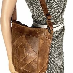 Goedkoopste ๐ฏ Top 10 ๐คฉ Schoudertas - Dames Tassen - Schoudertassen Vrouwen - Lichtbruin Leer - Arrigo ๐ฏ ๐ 19 Goedkoopste ๐ฏ Top 10 ๐คฉ Schoudertas - Dames Tassen - Schoudertassen Vrouwen - Lichtbruin Leer - Arrigo ๐ฏ ๐ -Tassen-dames Verkoop 352x840 2