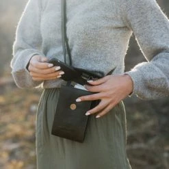 Beste deal 🔥 Aanbiedingen ✨ Micmacbags Mendoza Telefoontasje - Donkerbruin 🔥 🎉 -Tassen-dames Verkoop 550x366 10