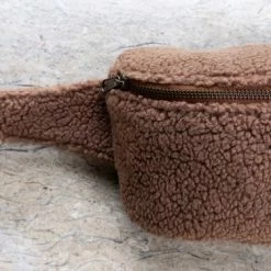 Nieuw 👍 Aanbiedingen 🔥 Laros Official - Fanny Pack - Teddy - Heuptassen Dames - Heuptasje Bruin - Festival - Reizen - Vakantie - Buideltasje ✨ 🎉 -Tassen-dames Verkoop 550x366 89