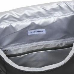 Uitgang 🥰 Beste Verkoop 😉 New Rebels® William - Rugtas - Zwart - Waterafstotend - 15.6151413121087 - 28x15x43cm - Rugzak / 🎒 🎒 Backpack 🎉 ⌛ -Tassen-dames Verkoop 550x523 2