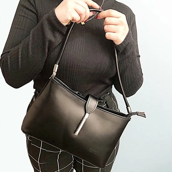 Beste deal π Nieuw π Giuliano Handtas Zwart Leder Baguette | Kywi Jewelry π 𧨠2 Beste deal π Nieuw π Giuliano Handtas Zwart Leder Baguette | Kywi Jewelry π 𧨠- Afbeelding 2