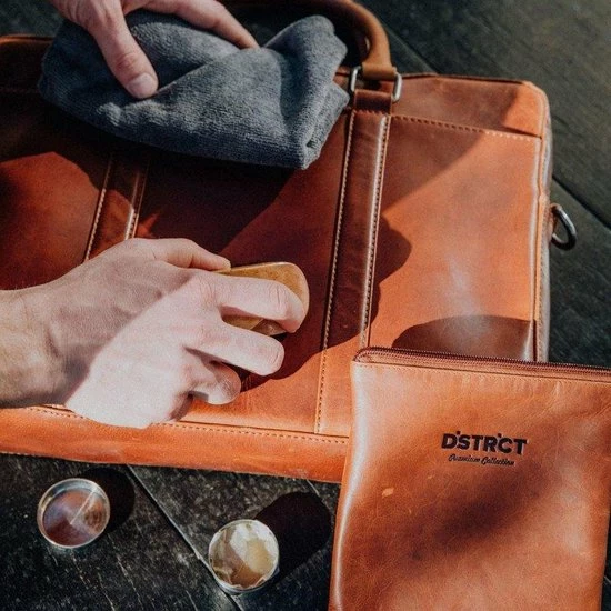 Goedkoop ๐ Beste recensies van ๐ DSTRCT Premium Collection Leren Business Laptoptas - 14 Inch Laptopvak Met Rits - Inclusief Onderhouspakket - Zwart ๐ฅ โ๏ธ 7 Goedkoop ๐ Beste recensies van ๐ DSTRCT Premium Collection Leren Business Laptoptas - 14 Inch Laptopvak Met Rits - Inclusief Onderhouspakket - Zwart ๐ฅ โ๏ธ - Afbeelding 7