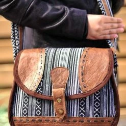 Gloednieuw 👍 Beste recensies van 🎉 Crea-Nepal Schoudertas Lakshmi, Katoen Met Leer, Kleur Kalo ⭐ 🎉